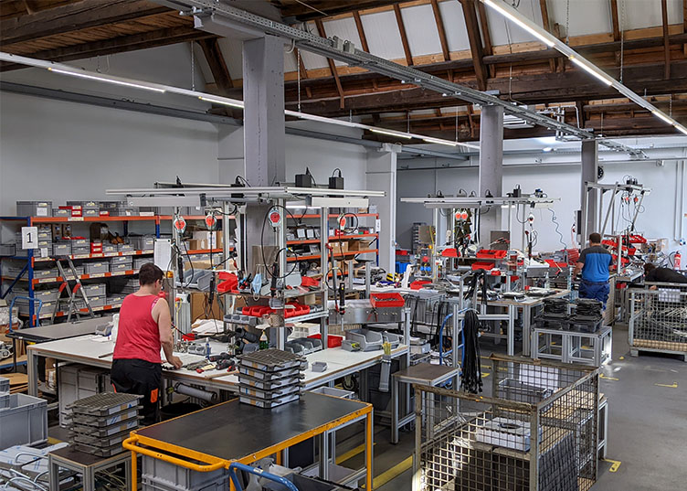 jobs-iserlohn-montageWyITkf8y9WRre